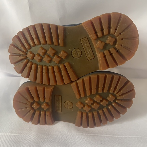 BRAND: Timberland/ SIZE: 5 - Picture 5 of 6
